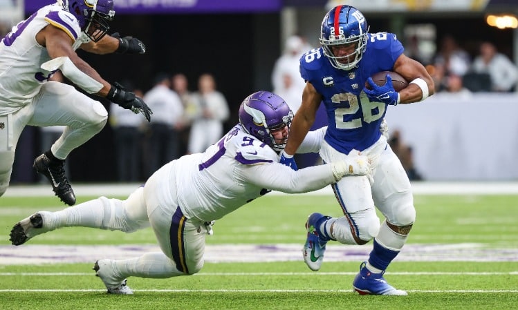 Giants Favored By Sportsbooks To Punch Their Playoff Ticket This Sunday